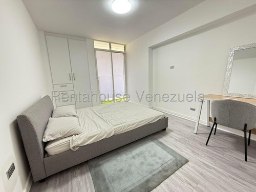 Se Vende Apartamento En Los Palos Grandes Mls #25-23426