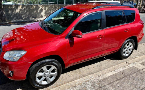 Toyota Rav4 2.4 4x2 At 2011