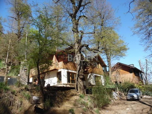 Imagen 3 de 16 de Cabañas En Pleno Bosque, Cercano Al Centro Con Todos Los Servicios