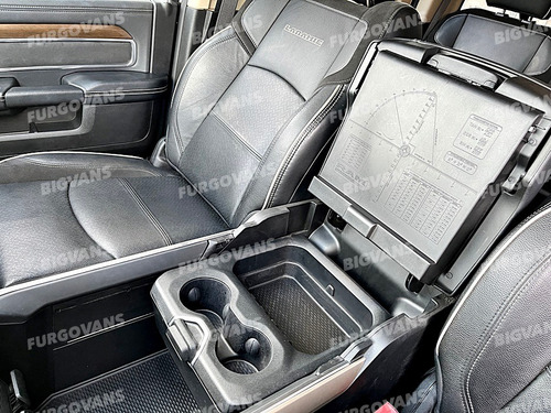 RAM Ram 3500 6.7 Laramie Cab. Dupla 4x4 Aut. 4p