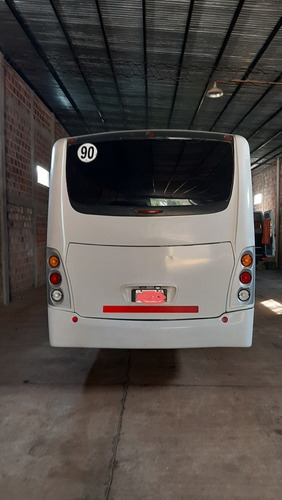 Imagen 6 de 12 de Mercedes Benz/comil Minibus