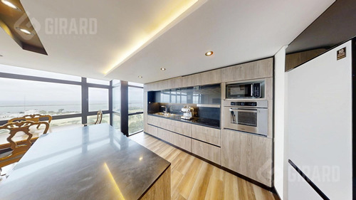 Departamento De 4 Ambientes En Venta Con Vista Al Mar Y Al Golf