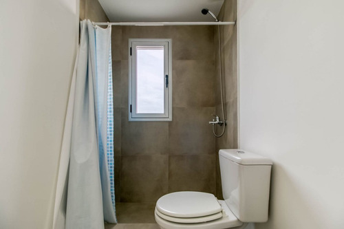 Oficina Venta, La Plata. Balcón, Terraza Y Privada
