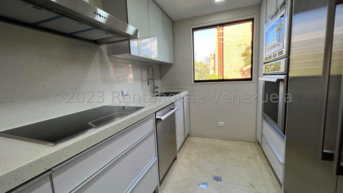 Apartamento En Venta En Campo Alegre Mls #23-27586 Yf