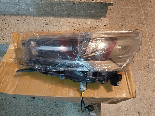 Faro Led Para Toyota Hilux Adventure Año 2021 2022 2023