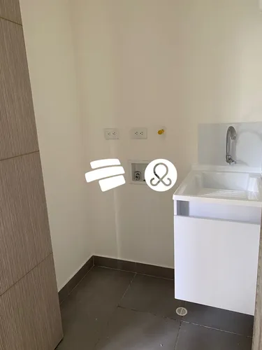 Apartamento En Torre 5 Avenida Excelente Ubicacion
