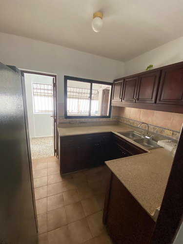 Apartamento Clásico En Alquiler En Naco Vacío