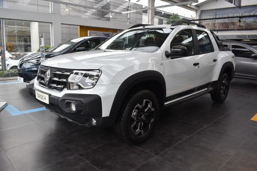 Imagen 8 de 24 de Renault Oroch Intens 4x4 Outsider Mt 1.3 Tce Modelo 2023