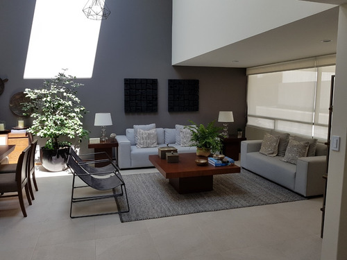 Imagen 5 de 14 de Hermosa Casa Con Doble Altura A 10 Min De Galerías Metepec