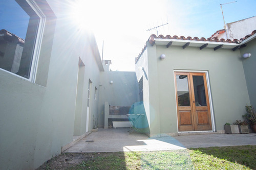 Imagen 25 de 30 de Casa En Venta De 3 Dormitorios La Plata