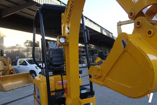 Excavadora Liangong R302