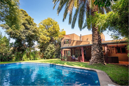Casa 7d - 4b Calle Irlanda En Las Condes.