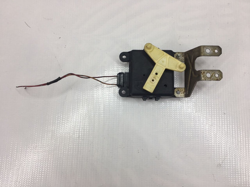 Actuador De Puerta De Calefacción Sentra 02-06 (Usado)