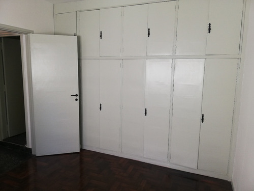 Imagen 10 de 13 de Departamento De 3 Ambientes/ A 1 Cuadra Dela Estación Ramos Mejía
