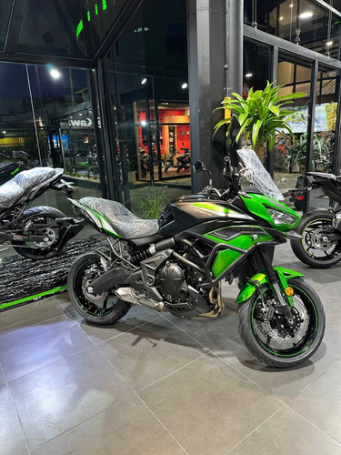 Imagen 9 de 18 de Kawasaki Nueva Versys 650 2023 0km Oportunidad Santander