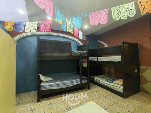 Casa En Guadalajara Centro, Guadalajara Con 5 Recámaras, 350 M², Id: 138533