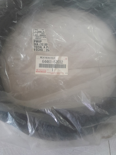 Goma Maleta Compuerta Yaris 2006 2009 Belta Original
