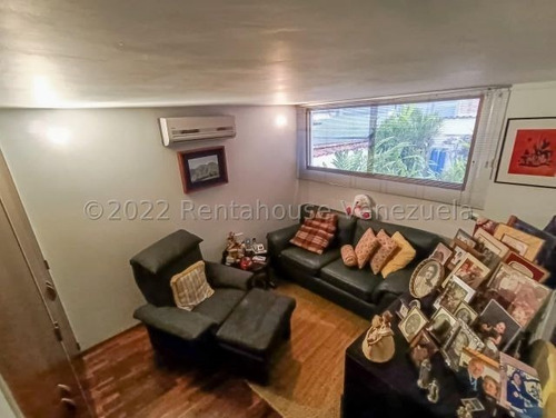 Imagen 6 de 18 de En Venta Hermosa Casa Ubicada En Prados Del Este, Mls #22-22581 Karina Sanchez 04143355086