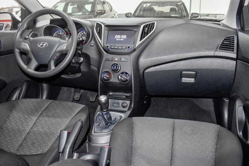 Imagem 8 de 12 de Hyundai Hb20 Comfort Plus 1.0 Flex 12v Mec.