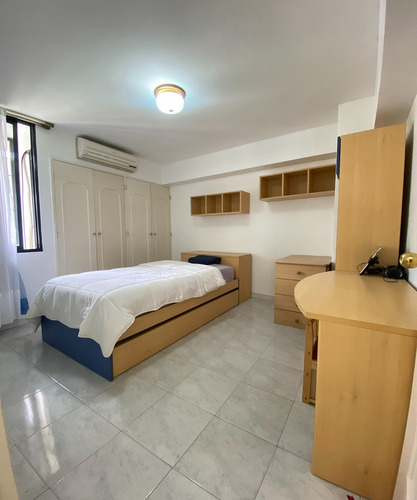 Venta De Apartamento En Las Acacias