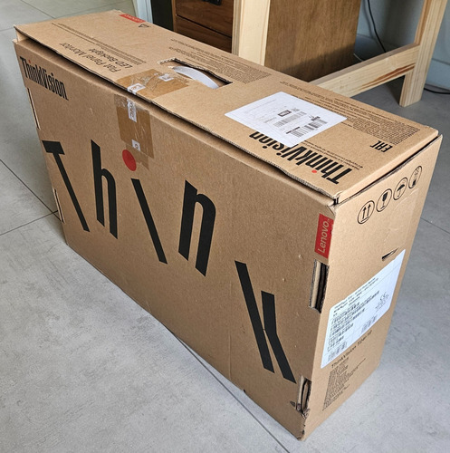 Monitor Lenovo Thinkvision T24i-19 23.8 - Impecable En Caja Negro