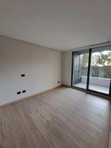 Excelente Departamento En Estoril Casi Nuevo