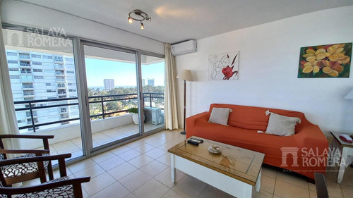 Imagen 3 de 16 de Venta Departamento - 3 Dormitorios 2 Baños - Roosevelt Ref:3957269