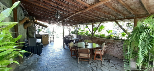 Imagen 11 de 18 de Se Vende Casa 300 Mt2 & 1600 Mt2 Terreno 3h/4b/6pe Los Guayabitos