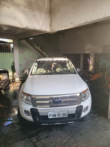 Imagem 4 de 8 de Ford Ranger 2013 3.2 Xlt Cab. Dupla 4x4 4p