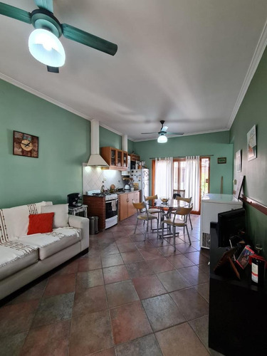 Imagen 3 de 17 de Casa Apta Para 2 Familias Acepta Permuta!!!!!