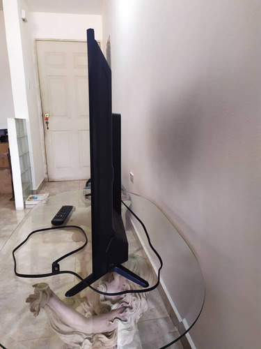 Imagen 3 de 7 de Tv Led Hyundai 40 Pulgadas Poco Uso