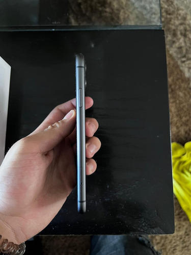iPhone 11 64gb (Usado)