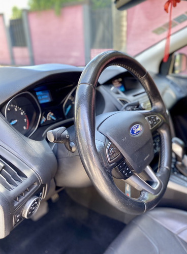 Ford Focus III 2.0 Sedan Se Plus At6