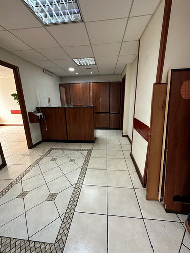 Arriendo Oficina Edificio Torre Coraceros