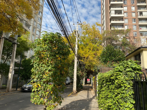 Casa Ley Pereira A Pasos De La Casa De La Cultura De Ñuñoa