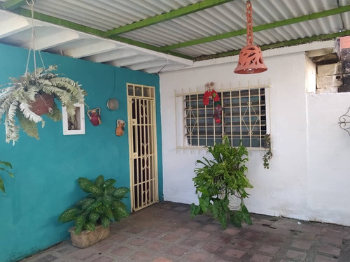 Imagen 2 de 18 de Venta De Casa En La Isabelica. Cód.: 129771. 0414-4841043.