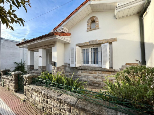 Casa En Venta En San Jose Apto Geriatrico