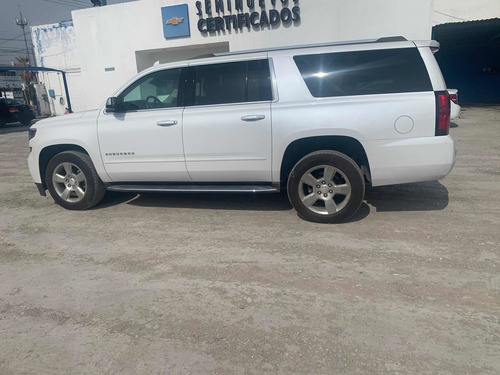 Imagen 4 de 11 de Chevrolet Suburban 2019 5.4 Hd 4x4 At