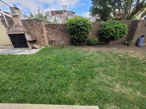 Casa En Venta En Lanus Este
