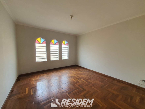 Imagem 2 de 19 de Casa 3dorms, Locação, Jd. Brasil, Próximo Tauste, Bauru/sp - A10126500