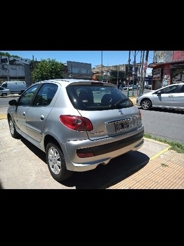 Peugeot 207 2008 1.4 Xs