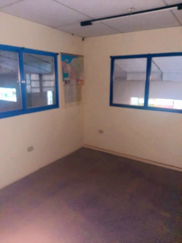Imagen 6 de 29 de Oportunidad! Depósito C/oficinas Y Casa Al Frente (396 M2)