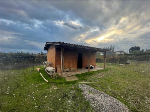 Casa En Venta De 3 Dorm. En Isla De Maipo