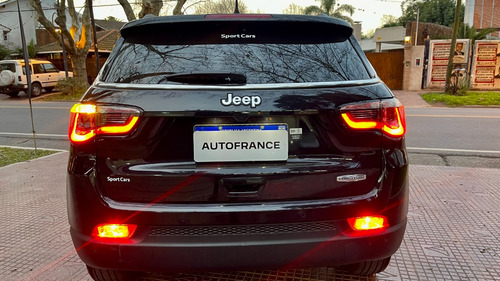 Imagen 11 de 25 de Jeep Compass Longitud