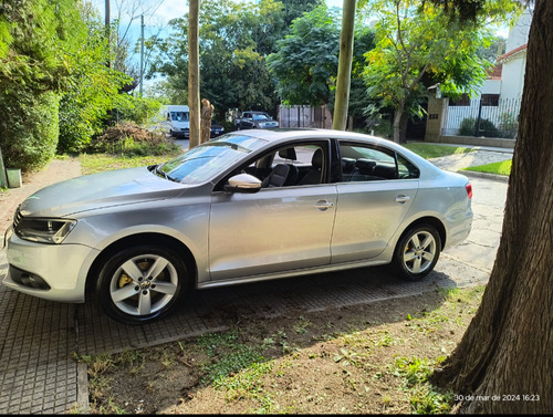 Volkswagen Vento 2.5 Luxury 170cv