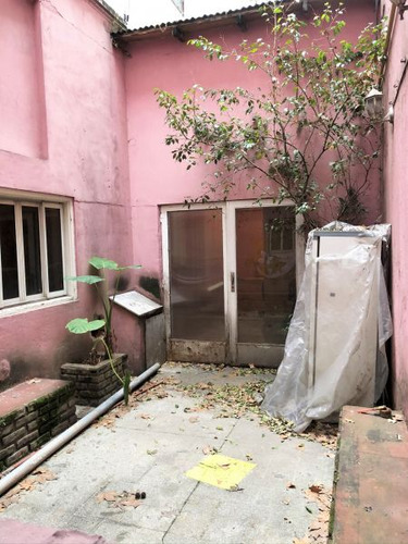 Antiguo Ph, A Reciclar, 6 Amb C/2 Patios - Flores