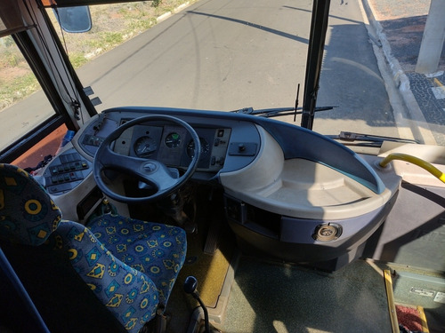 Imagem 8 de 9 de Mercedes Irizar Rodoviário/ Irizar