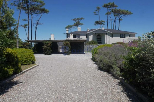 Imagen 13 de 27 de Venta Y Alquiler De Mansión En Punta Del Este, Mansa