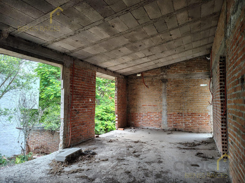 Terreno En Venta Con Construcción En Comunidad El Chico, Emiliano Zapata, Veracruz