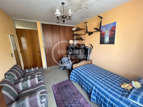 Casa En Venta De 4 Dorm. En Las Condes